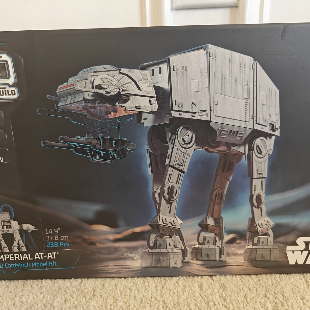 Star Wars AT-AT Model Kit - Picture 4 of 7